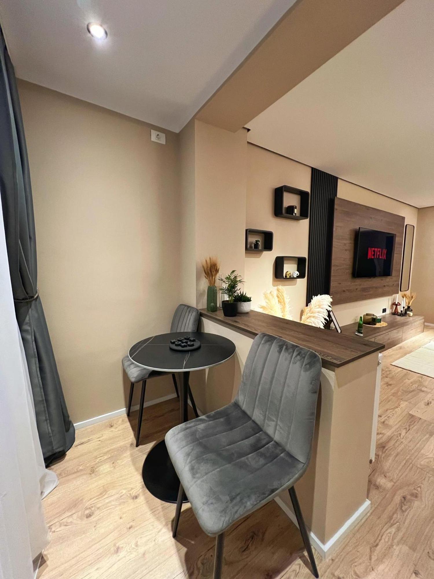 7- A Chic Urban Hideaway, 10min Walk To Center * טימישוארה